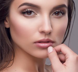 مقایسهمیکروبلیدینگ و میکروپیگمنتیشن
